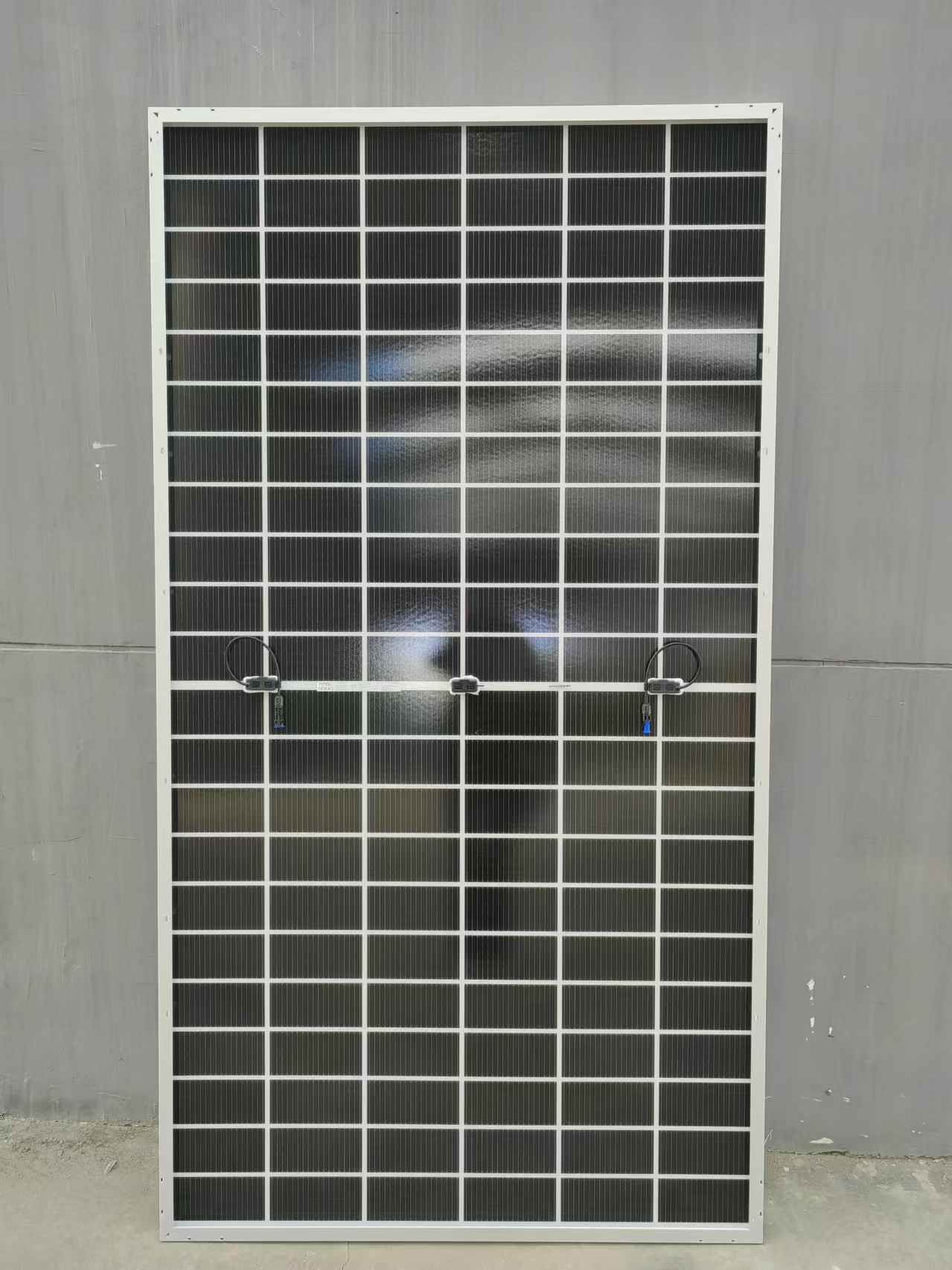 Panneau solaire bifacial haute puissance 750W, double panneau en verre, pour toit limite 700W 720W 